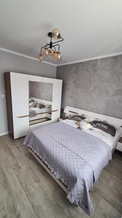 Apartament Deluxe 3 Освенцим Экстерьер фото